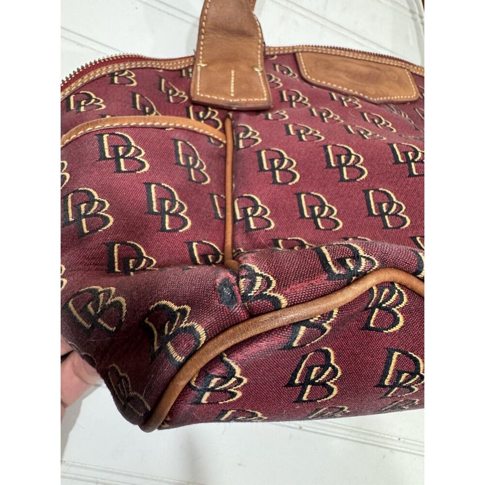 Authentic Dooney & Bourke Women's Red Gold Luxury Shoulder Bag - Picture 9 of 13